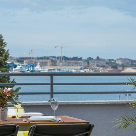 City Centre Sea View Apartment Пула Екстериор снимка